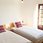 Elemental - Surf Villa *